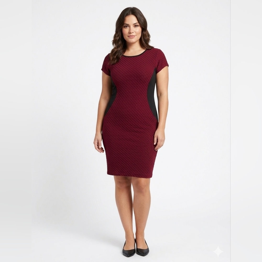 TMG New York Textured Bodycon Dress - Medium